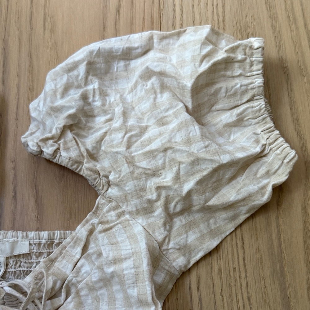 H&M Cream Ruched Top - Picture 4 of 4